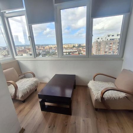 Albania Apartment Near Tirana City Center Double Or Twin Bed المظهر الخارجي الصورة