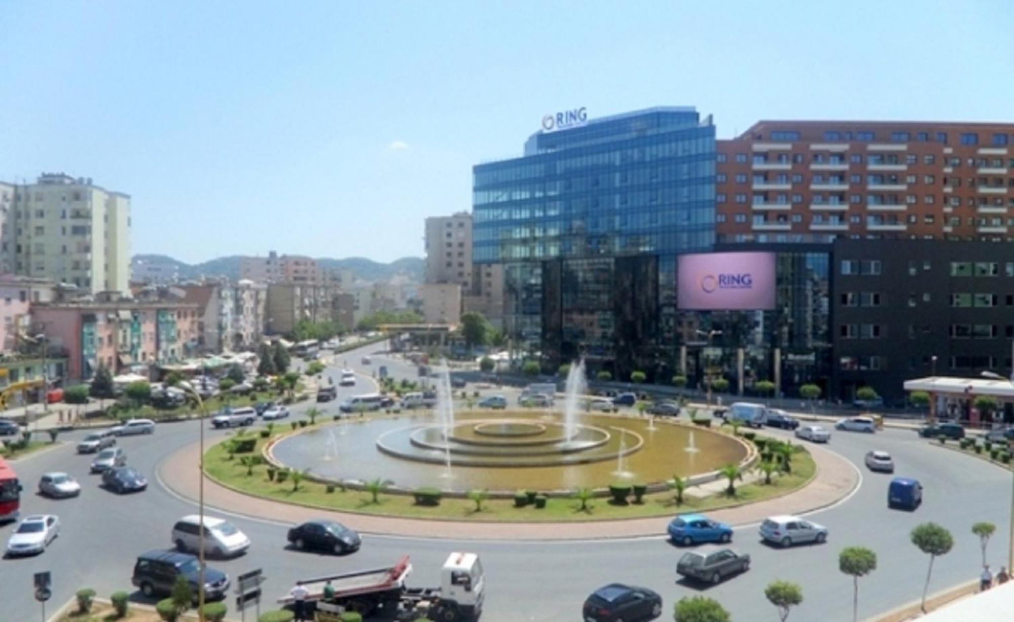 Albania Apartment Near Tirana City Center Double Or Twin Bed المظهر الخارجي الصورة